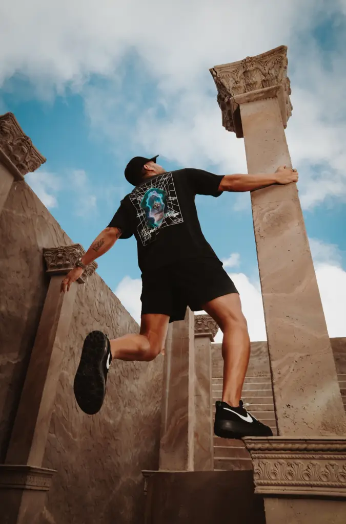 Cubes Fountain Tee